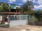 Casa / Sobrado para Venda em Vitória/ES Fradinhos 5 Quartos