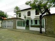 Casa / Sobrado para Venda em Vitória/ES Mata da Praia 4...