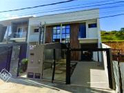 Casa / Sobrado para Venda em Volta Redonda/RJ Jardim...