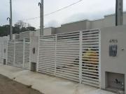 Casa / Sobrado para Venda em Volta Redonda/RJ Roma 2 Quartos