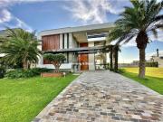 Casa / Sobrado para Venda em Xangri Lá/RS Centro 5 Quartos