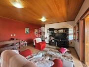 Casa Sobrado semimobiliada com 3 dormitórios, sendo 1...