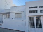 CASA SOBRE AVENIDA ALSINA