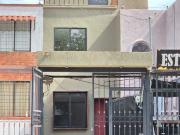 Casa sobre Avenida Tepeyac, Col. Hacienda del Tepeyac,...