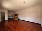 CASA SOBRE AVENIDA USO MIXTO 215M2 CONSTRUCCIÓN 164 TERRENO