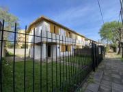 CASA SOBRE CALLE QUE ACCEDE DIRECTAMENTE A SUBIDA...