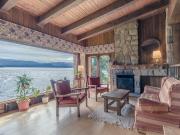 Casa sobre costa al Lago Nahuel Huapi San Carlos de...