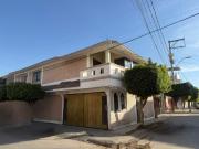 CASA SOBRE ESQUINA EN VENTA COLONIA AGUA AZUL LEON GTO...