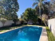 CASA sobre LOTE 10,50 de frente x 76 mts. de largo