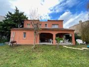 CASA SOBRE LOTE CENTRAL CAMPO GRANDE AMENITIES PILAR