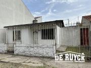 Casa sobre lote propio, oportunidad