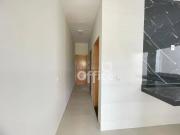 Casa Sobreposta, com pavimento superior e entrada...