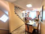 Casa Sobreposta Triplex com 4 dormitórios à venda, 228...