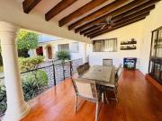 CASA SOLA CON ALBERCA Y BUNGALOW INDEPENDIENTE EN CUERNAVACA