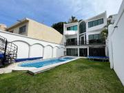 Casa sola en fraccionamiento la canada