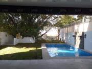 CASA SOLA EN FRACCIONAMIENTO VISTA HERMOSA, CUERNAVACA...