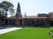 Casa Sola en Lomas de Atzingo Cuernavaca MAZ 2287 Cs