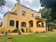 Casa Sola en Miraval Cuernavaca CRB 1258 Cs