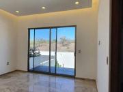 Casa Sola en Paraíso Country Club Emiliano Zapata ARI 982 Cs