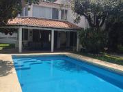 Casa sola en privada