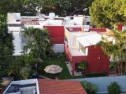 Casa Sola en Privada con Reja Eléctrica en Col. Vista...