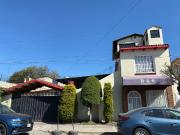 CASA SOLA EN VENTA