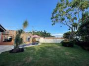 CASA SOLA EN VENTA, COL. VISTA HERMOSA