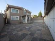 Casa sola en venta en Bosques del Lago, Cuautitlán...