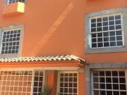 Casa sola en venta, en fraccionamiento cerrado con...