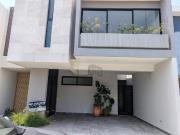 Casa en Venta en Lomas de la Rioja