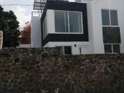 Casa sola en venta en Ocotepec, Cuernavaca, en $2,300,000