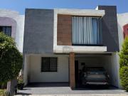 Casa en condominio en venta en Rinconada de Echeveste,...