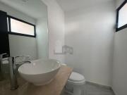 Casa sola en venta en San Jerónimo Chicahualco, Metepec,...