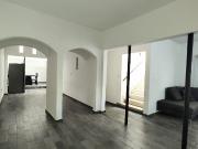 CASA SOLA EN VENTA IDEAL OFICINA CLÍNICA, INSTITUTO