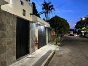 BAJADA DE PRECIO! Casa Sola en Venta, Una Planta en...