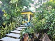 Casa Sola en Venta, Uso de Suelo Mixto en colonia...