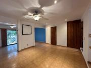 Casa Sola en Venta, Zona Sur de Cuernavaca, Col. Lomas...