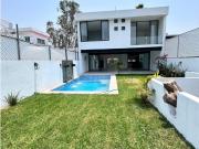 Casa sola en Vista Hermosa Cuernavaca con alberca