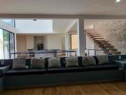 CASA SOLA MODERNA EN RENTA EN RESIDENCIAL BURGOS CON VIG...