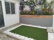 Casa sola remodelada en zona norte