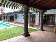 Casa sola VENTA, en un nivel, VIGILANCIA, Vista hermosa,...
