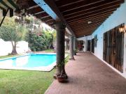 Casa sola VENTA, en un nivel, VIGILANCIA, Vista hermosa,...