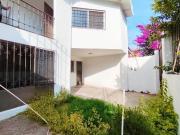 CASA SOLO EN COL. FLORES MAGON