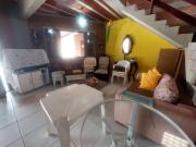 Casa solta duplex 3 quartos, piscina, 5 vagas, jardim, 2...