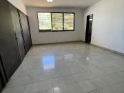 Casa súper amplia ideal para Negocio