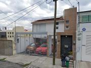 CASA SUPER ATRACTIVA EN CIUDAD BRISA NAUCALPAN