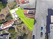 Casa T2 logradouro quintal jardim, a 1.8 km da praia,...