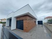 Casa T3 em Fernão Ferro de 174,00 m²