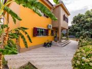 Moradia T4 Charneca da Caparica com Jardim e Garagem