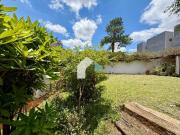 Casa Térrea a Poucos Metros do Jardim Botânico 4 Quartos...